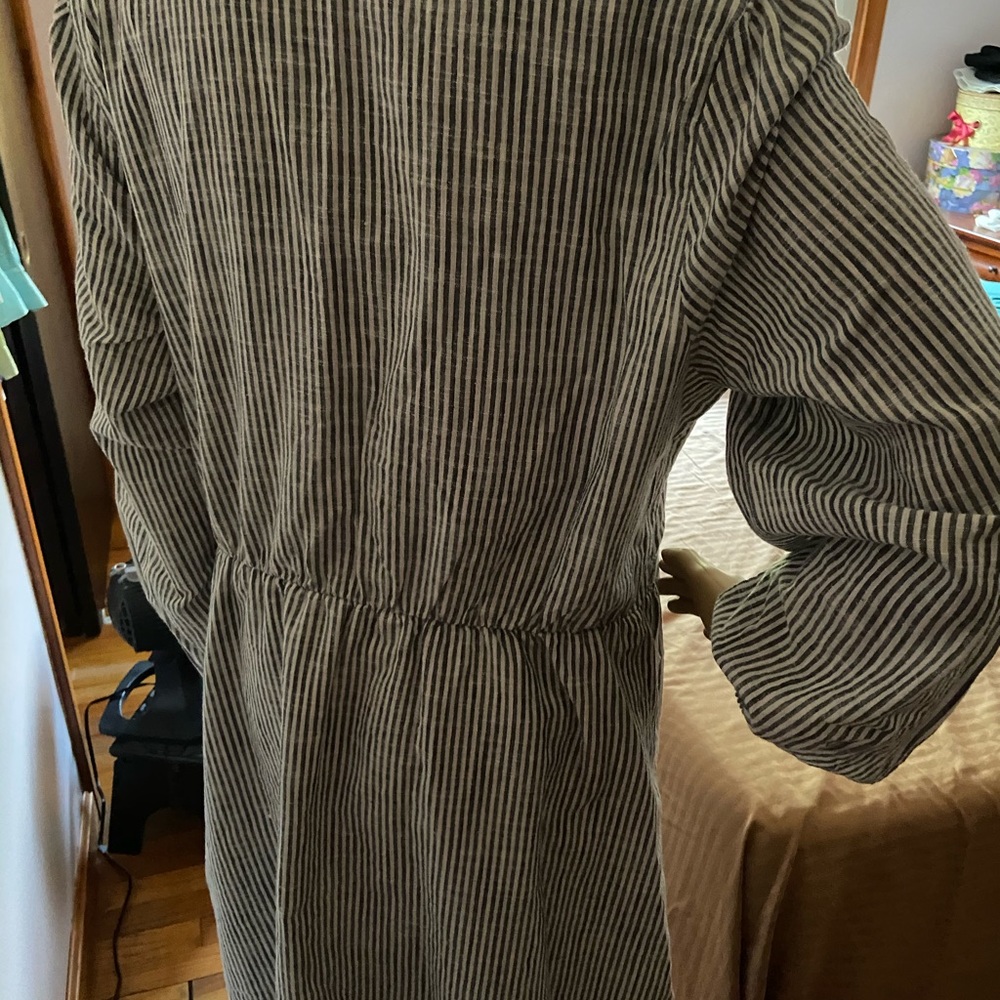 Very nice crossover stripes dress - Picture 5 of 6